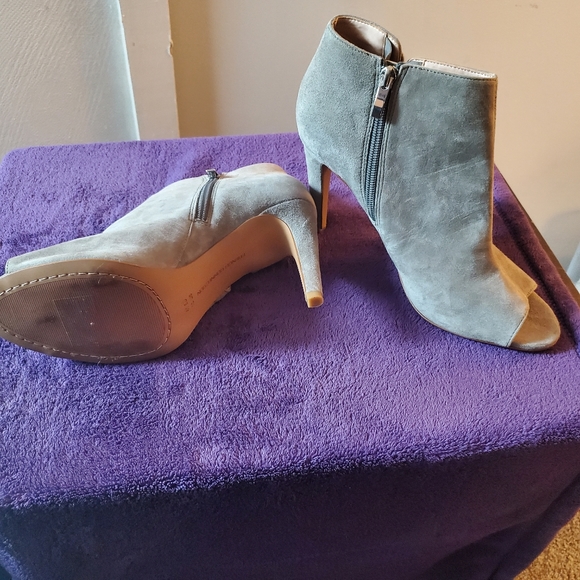 Open toe heel sandal - Picture 4 of 4